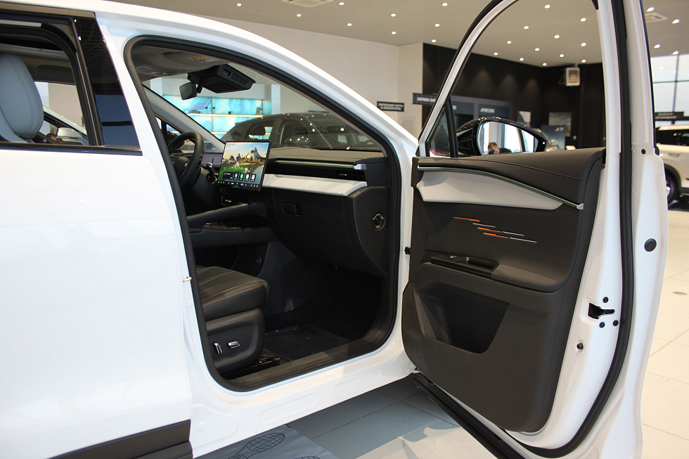 Omoda C5 Lifestyle, белый