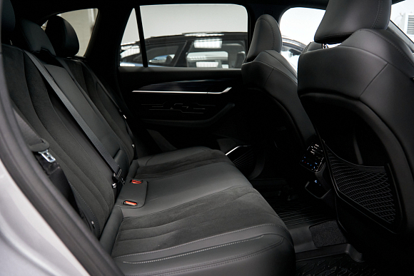 Geely Monjaro Exclusive, серый