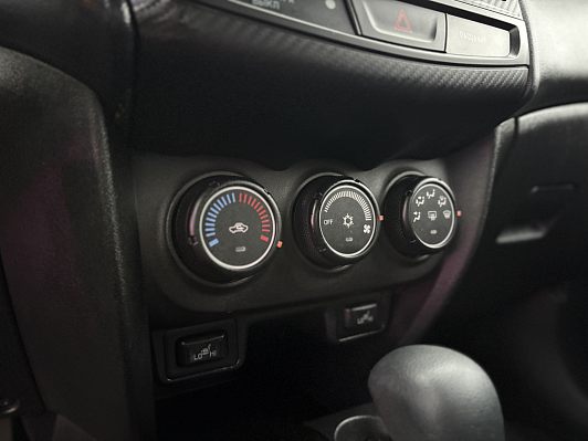Mitsubishi ASX Instyle, 2014 года, пробег 49345 км