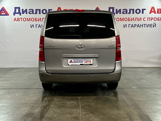 Hyundai H-1 Comfort, 2013 года, пробег 302936 км