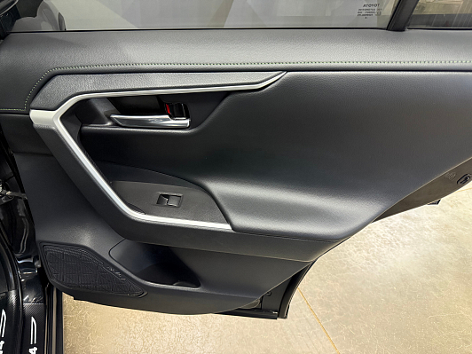 Toyota RAV4 Adventure Plus, 2024 года, пробег 19088 км