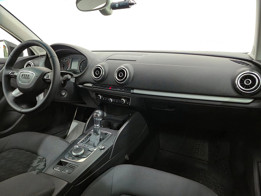 Audi A3 Attraction, 2014 года, пробег 178787 км