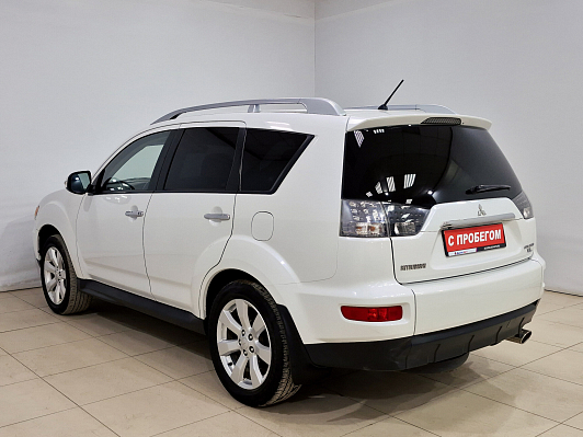 Mitsubishi Outlander Ultimate, 2011 года, пробег 194950 км