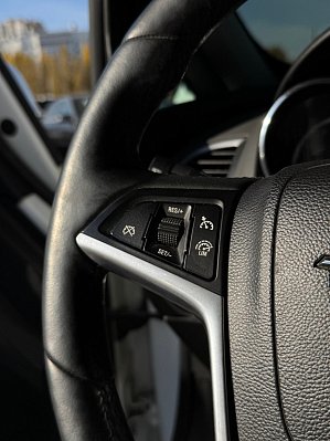 Opel Astra Sport, 2013 года, пробег 180917 км