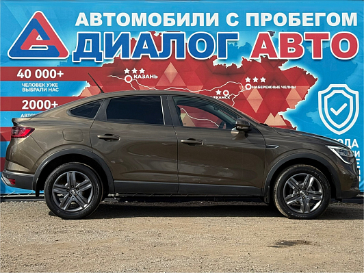 Renault Arkana Drive, 2021 года, пробег 111749 км
