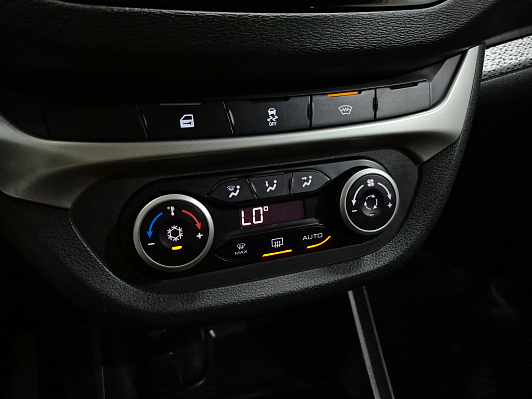 Lada (ВАЗ) Vesta Luxe Prestige (2017-2019), 2019 года, пробег 84533 км