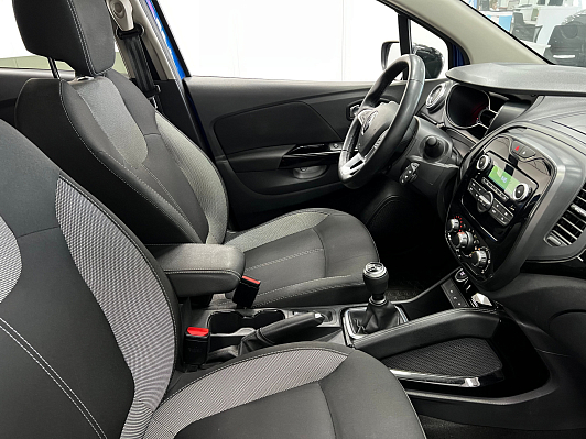 Renault Kaptur Drive, 2021 года, пробег 104000 км