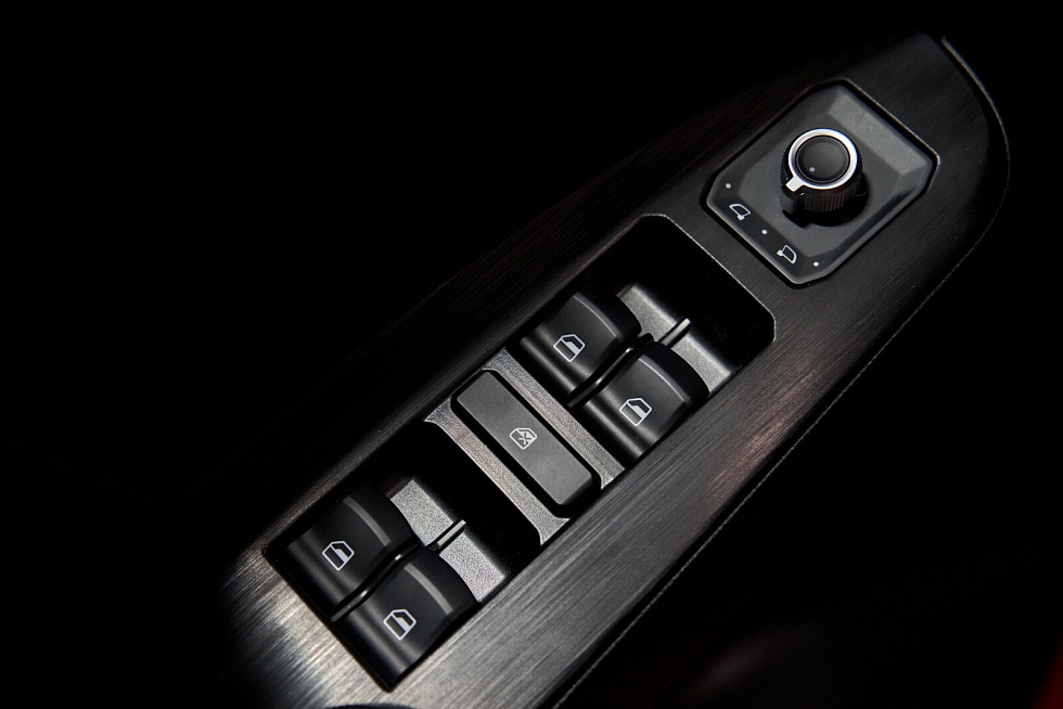 Haval Jolion Оптимум, красный