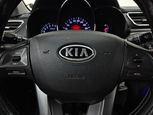 Kia Rio, 2012 года, пробег 211519 км
