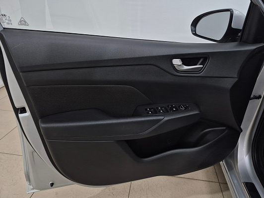 Hyundai Solaris Elegance, 2017 года, пробег 87975 км