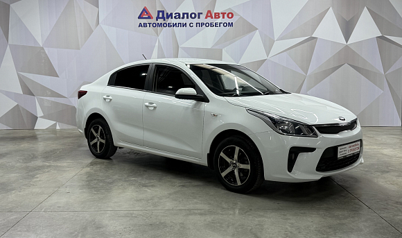 Kia Rio Luxe RED Line, 2019 года, пробег 121112 км