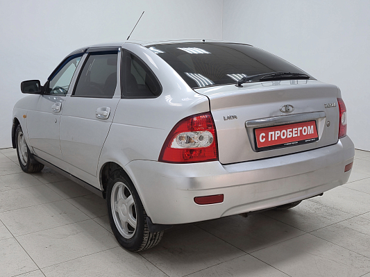 Lada (ВАЗ) Priora Люкс, 2011 года, пробег 138779 км