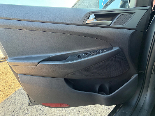 Hyundai Tucson, 2017 года, пробег 278135 км
