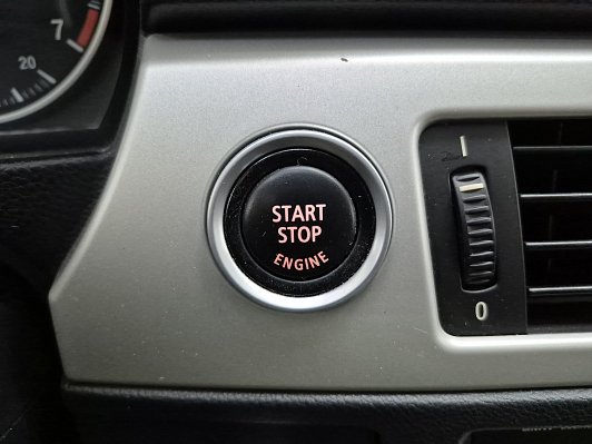 BMW 3 серии, 2011 года, пробег 134297 км