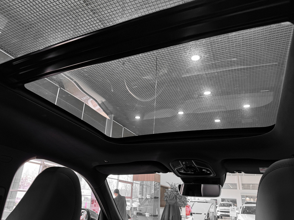 Geely Monjaro Флагман, серый