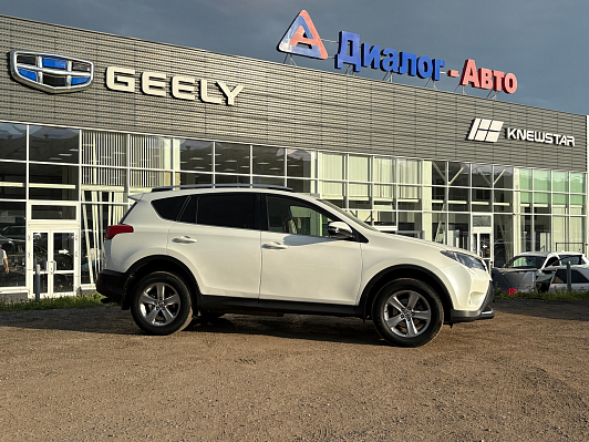 Toyota RAV4, 2015 года, пробег 114166 км