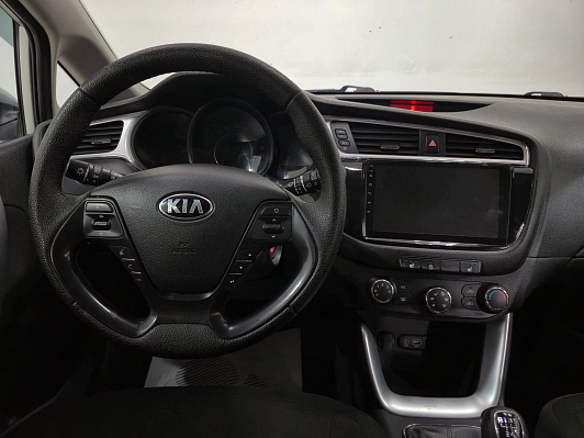 Kia Ceed Comfort, 2015 года, пробег 240460 км