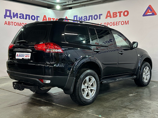 Mitsubishi Pajero Sport Intense, 2014 года, пробег 123200 км
