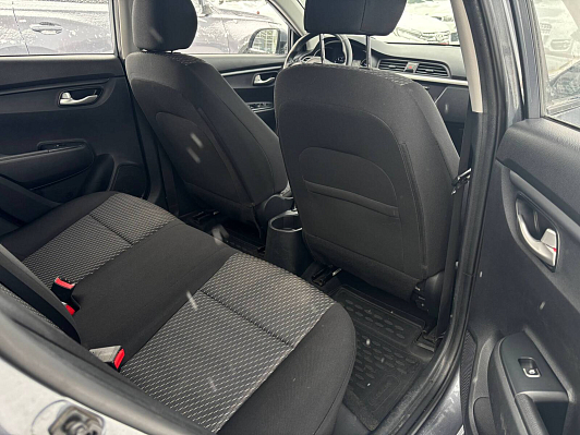 Kia Rio Luxe, 2019 года, пробег 120740 км