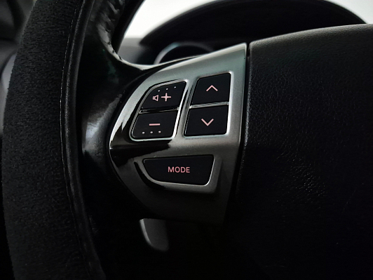 Mitsubishi Outlander Intense, 2010 года, пробег 346656 км