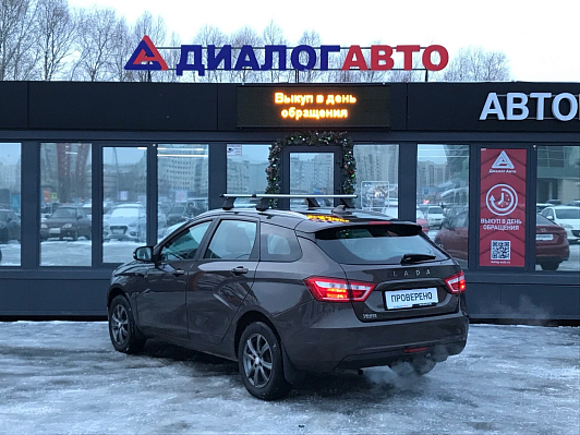 Lada (ВАЗ) Vesta Luxe, 2018 года, пробег 180902 км