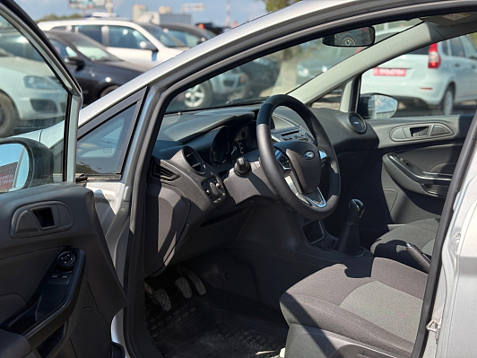 Ford Fiesta Ambiente, 2016 года, пробег 65761 км