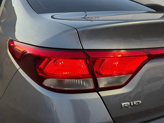 Kia Rio Luxe, 2017 года, пробег 130271 км