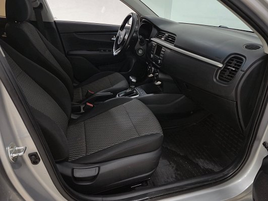 Kia Rio Comfort, 2017 года, пробег 73568 км