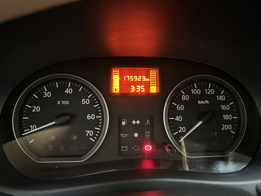 Renault Sandero, 2012 года, пробег 175918 км