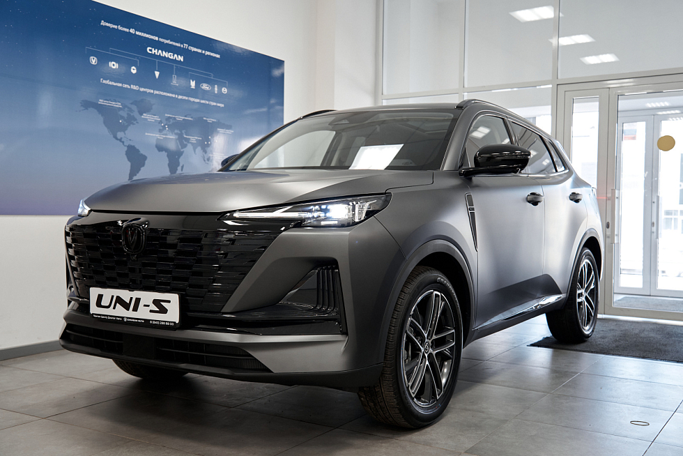 Changan UNI-S Техно, серый