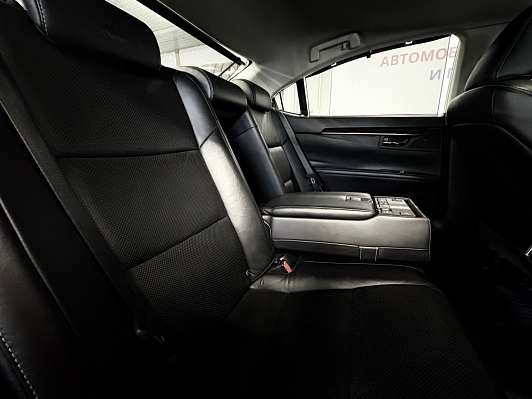 Lexus ES Premium, 2012 года, пробег 219880 км