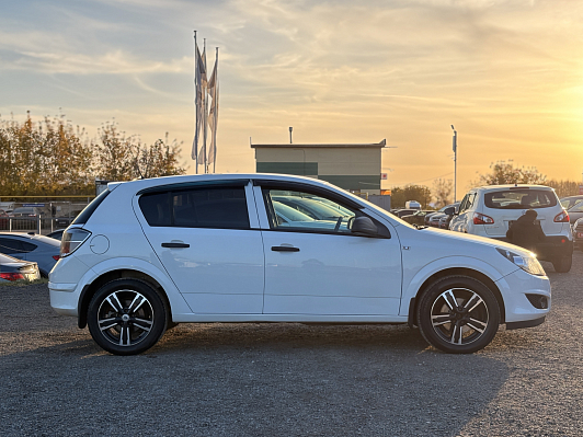 Opel Astra Enjoy, 2014 года, пробег 180100 км