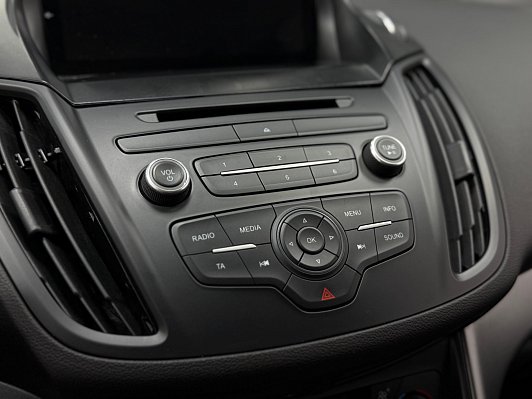 Ford Kuga Titanium, 2017 года, пробег 89901 км