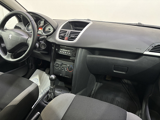 Peugeot 207 Trendy, 2008 года, пробег 138000 км