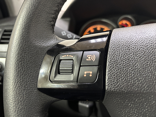 Opel Astra, 2012 года, пробег 105806 км