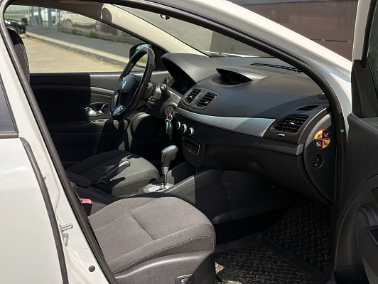 Renault Megane, 2012 года, пробег 116129 км