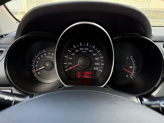 Kia Rio Prestige, 2015 года, пробег 145000 км