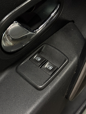 Renault Logan Privilege, 2014 года, пробег 160164 км