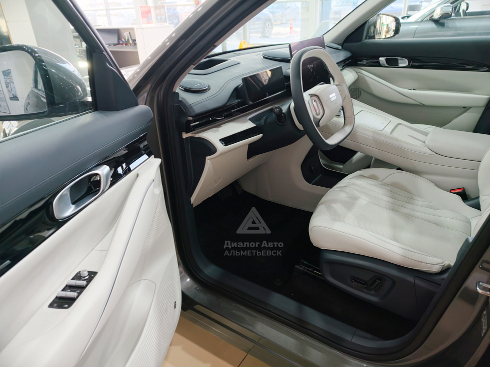 Geely EX5 Макс, серый