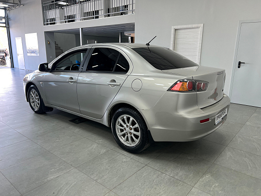 Mitsubishi Lancer Invite, 2012 года, пробег 225000 км