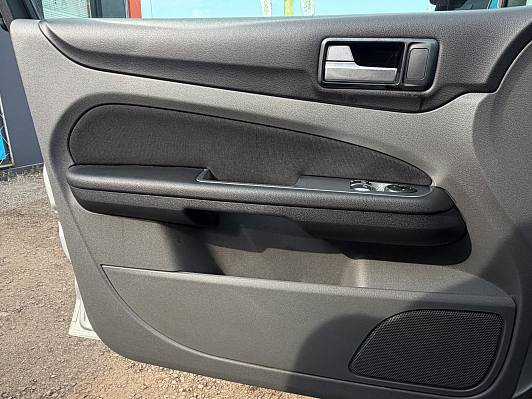 Ford Focus Comfort, 2010 года, пробег 177898 км
