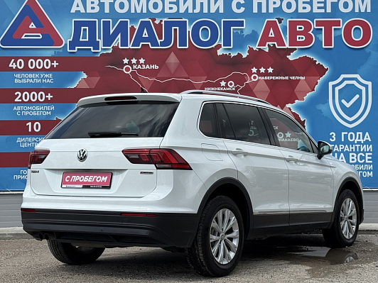 Volkswagen Tiguan Highline, 2018 года, пробег 130094 км