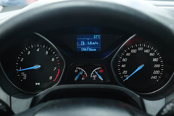 Ford Focus, 2013 года, пробег 194715 км