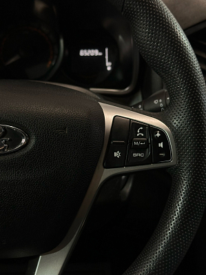 Lada (ВАЗ) XRAY Comfort, 2019 года, пробег 65000 км