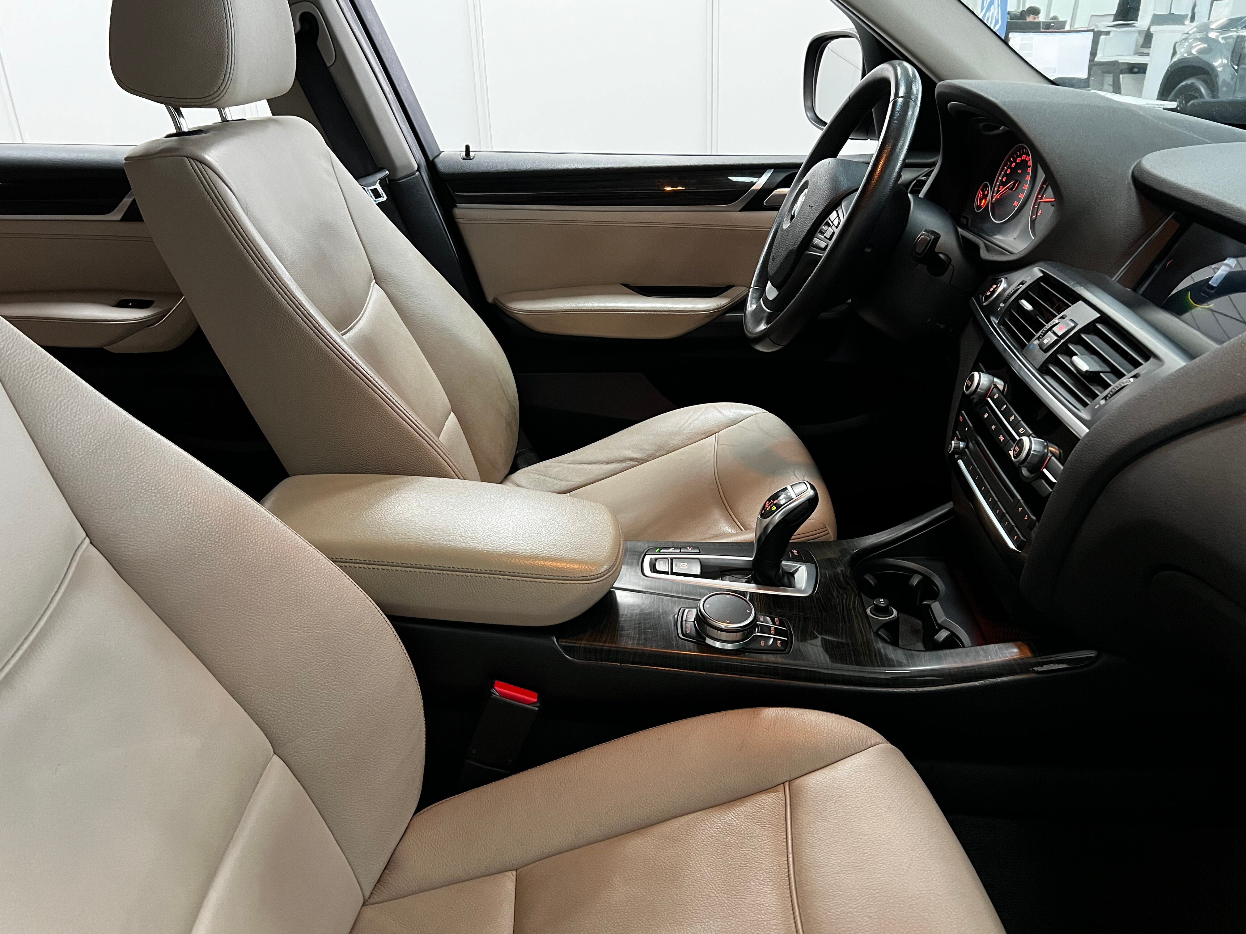BMW X3, 2012 года, пробег 219634 км