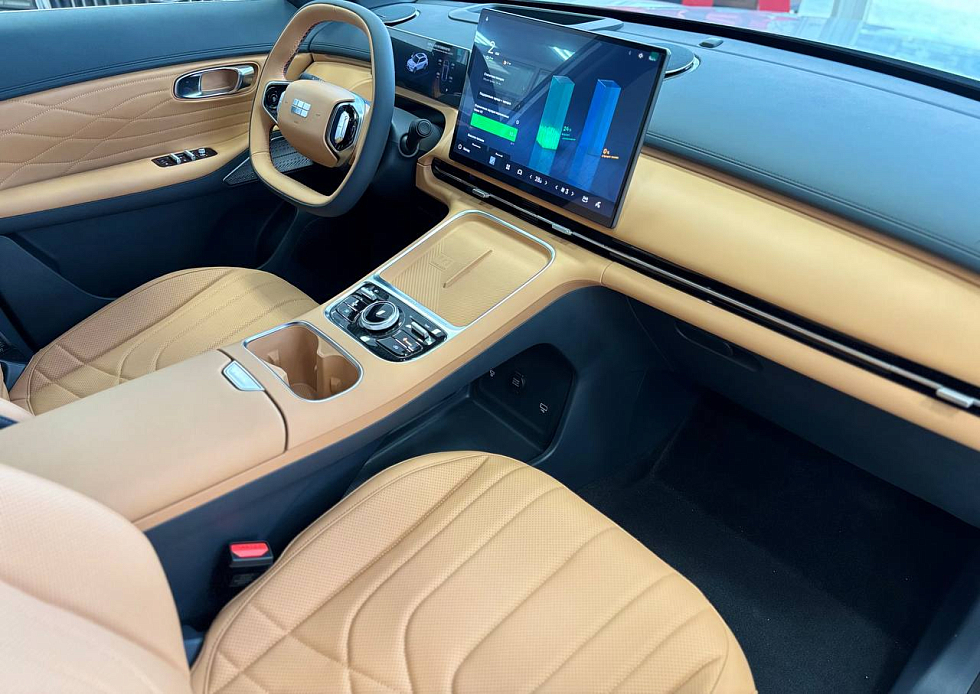 Geely EX5 EM-i Max, серебряный