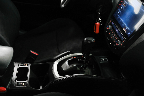 Nissan Qashqai LE, 2014 года, пробег 210800 км