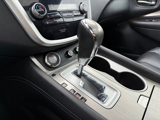 Nissan Murano, 2016 года, пробег 200400 км