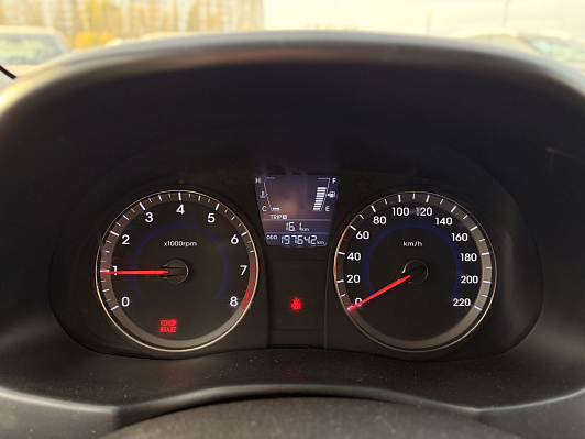 Hyundai Solaris Optima, 2012 года, пробег 197641 км