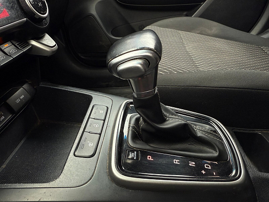 Kia Rio Luxe, 2018 года, пробег 130114 км